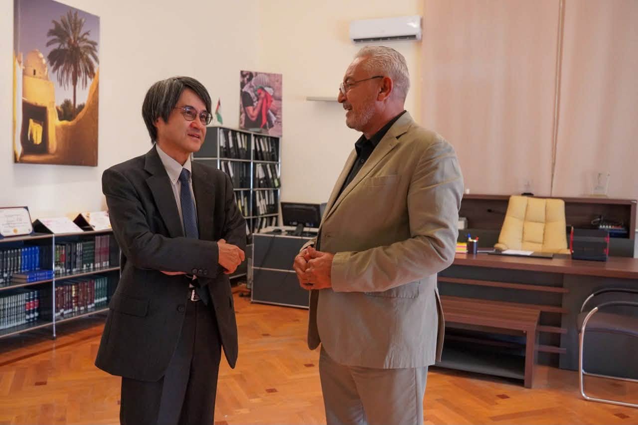 “Manifestations of Letters” Exhibition Opens in Tripoli